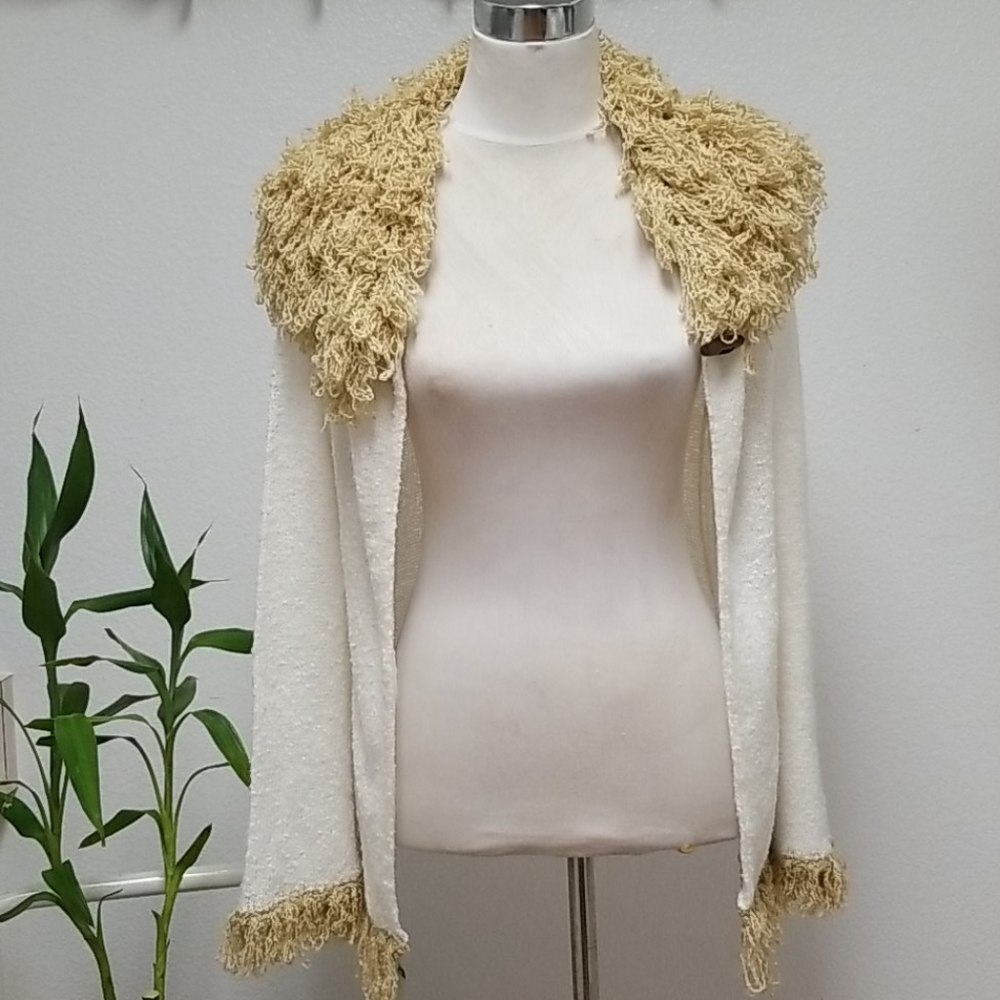 Cardigan Crocheted Neck🌻🌴